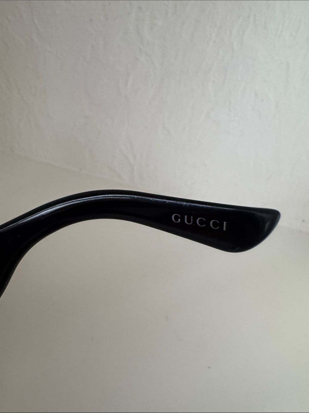 Gucci Black Oversized Gradient Sunglasses - Picture 7 of 10